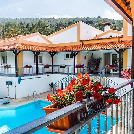 Estalagem Bela Vista Bed & Breakfast มงดิง ดิ บาชตู ภายนอก รูปภาพ
