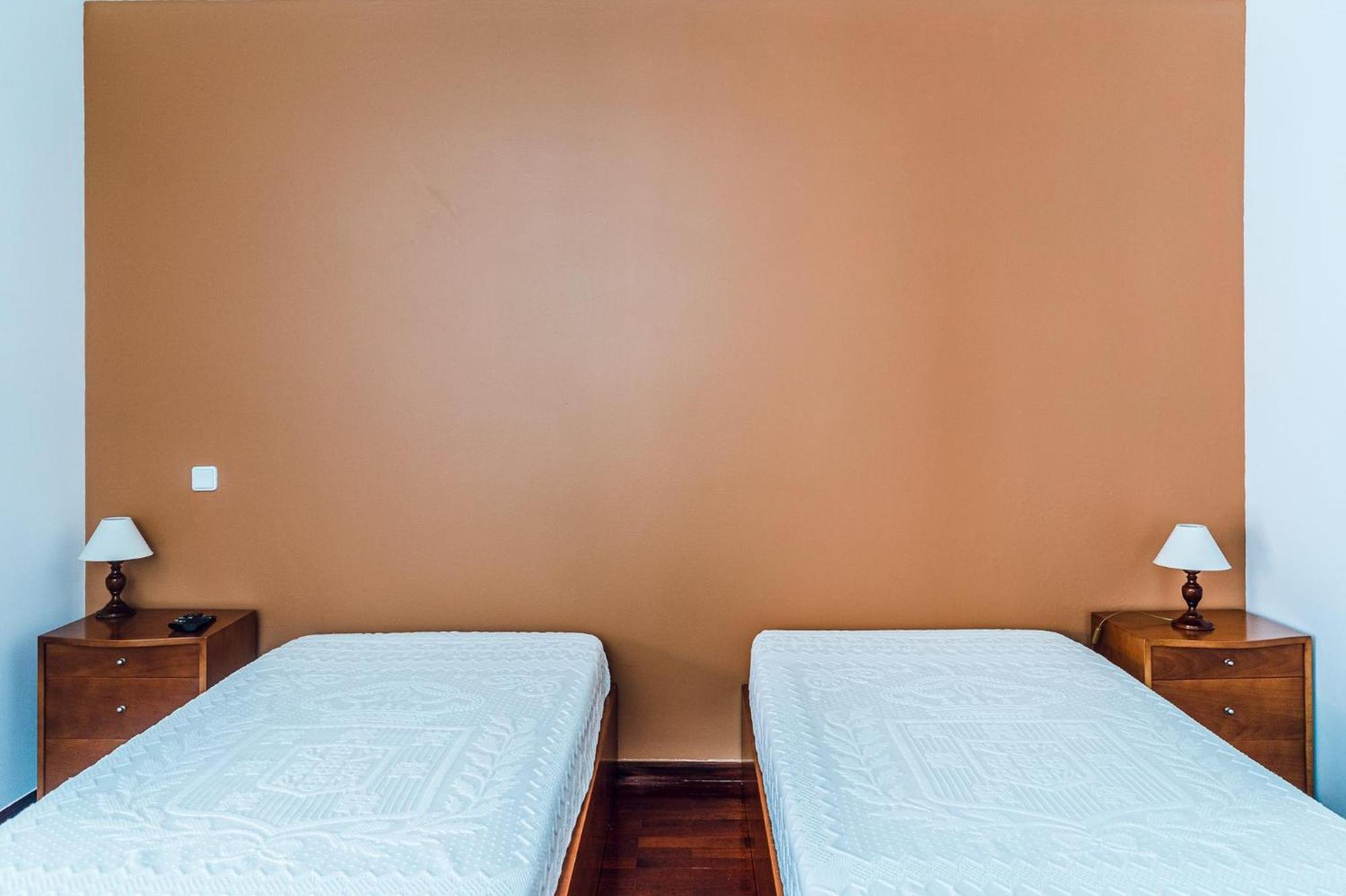 Estalagem Bela Vista Bed & Breakfast มงดิง ดิ บาชตู ภายนอก รูปภาพ