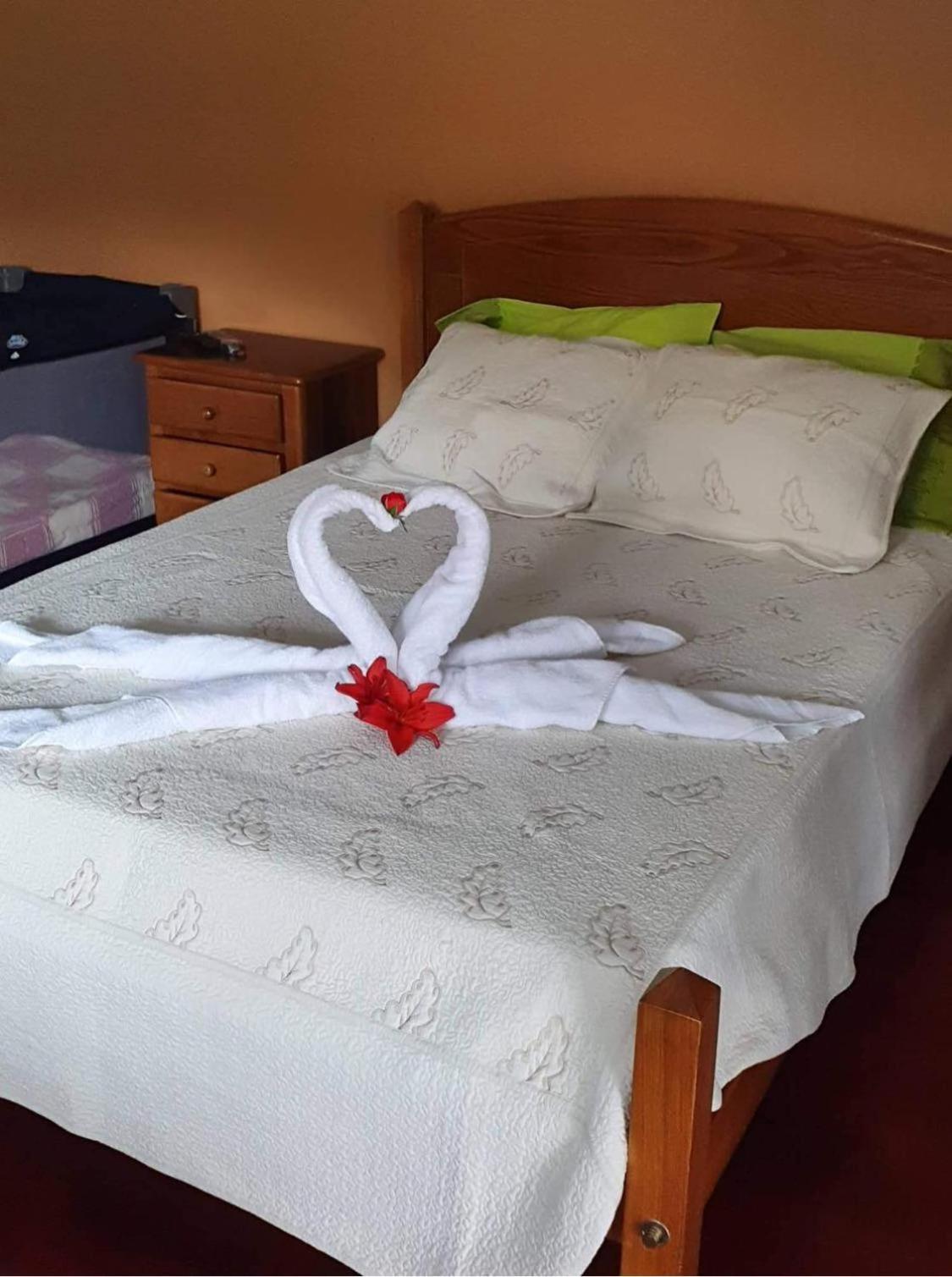Estalagem Bela Vista Bed & Breakfast มงดิง ดิ บาชตู ภายนอก รูปภาพ