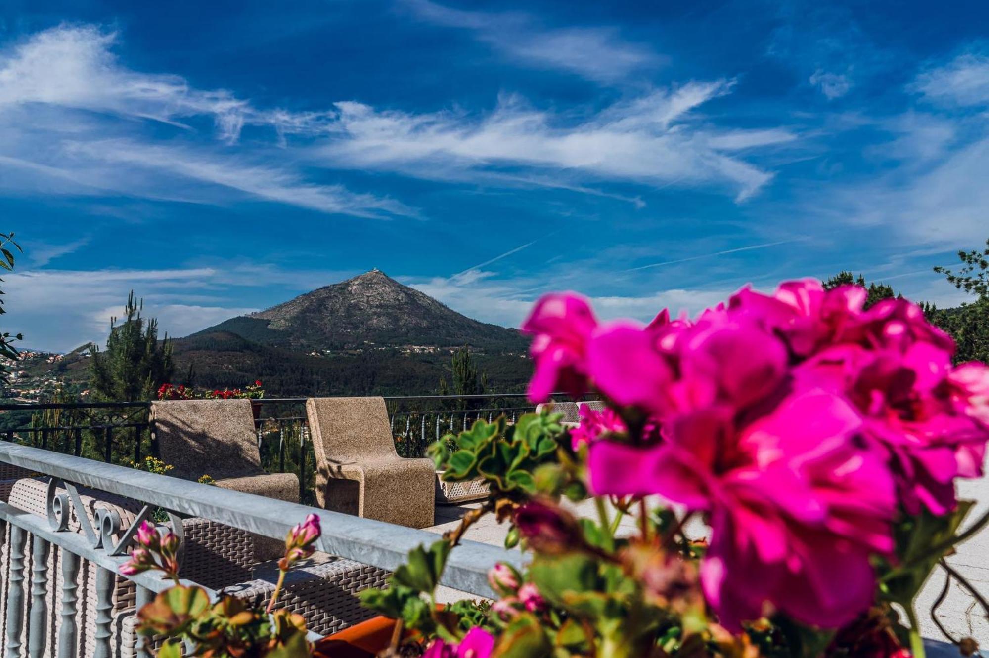 Estalagem Bela Vista Bed & Breakfast มงดิง ดิ บาชตู ภายนอก รูปภาพ